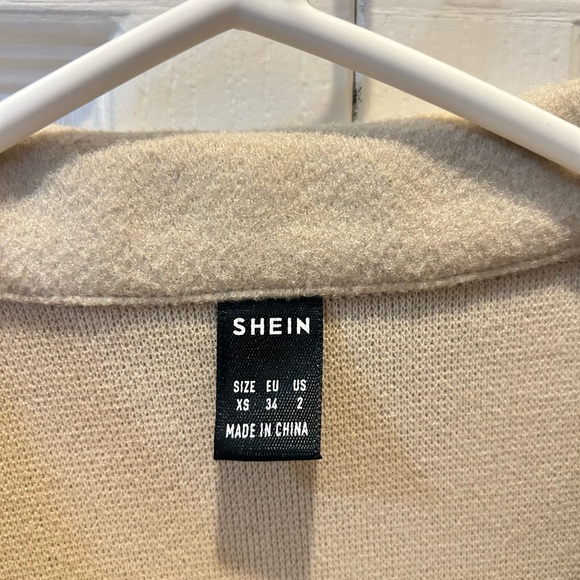 SHEIN Button Front Drop Shoulder Coat with Pockets - Picture 3 of 6